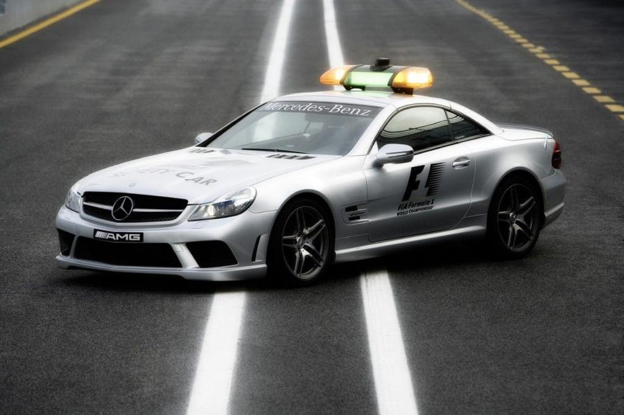  Mercedes-Benz SL63 AMG F1 Safety Car 2008 года  (фото 1 из 7)